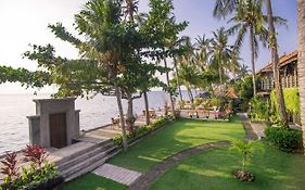 Nugraha Lovina Seaview Resort&Spa